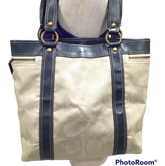 Coach beige large legacy Gigi tote - Picture 2 of 4